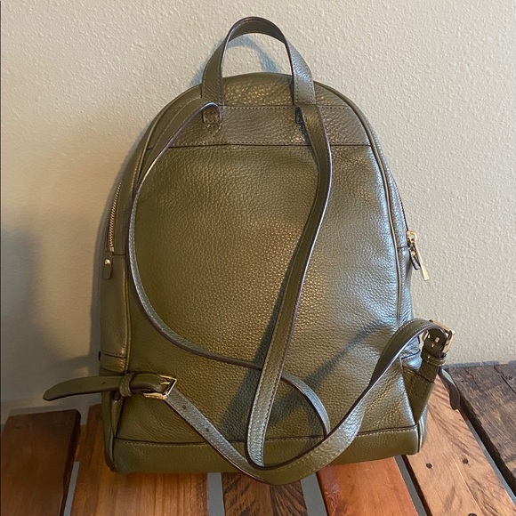 Michael Kors Large Rhea Backpack - Picture 2 of 7